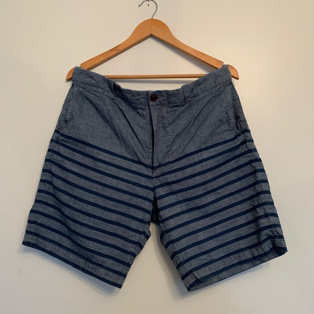 J.Crew Stanton Short waist 35 inseam 9”